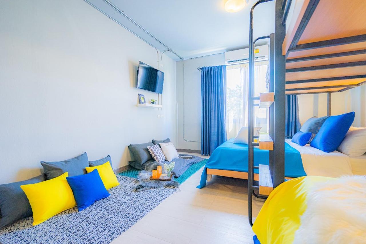 Ostello Warm Casa Chiangmai Chiang Mai Esterno foto